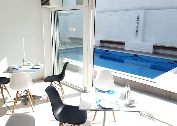 Hotel apartamentowy Elychryson 3*