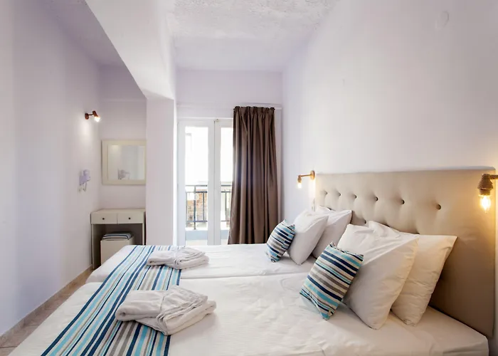 Hotel apartamentowy Elychryson 3*