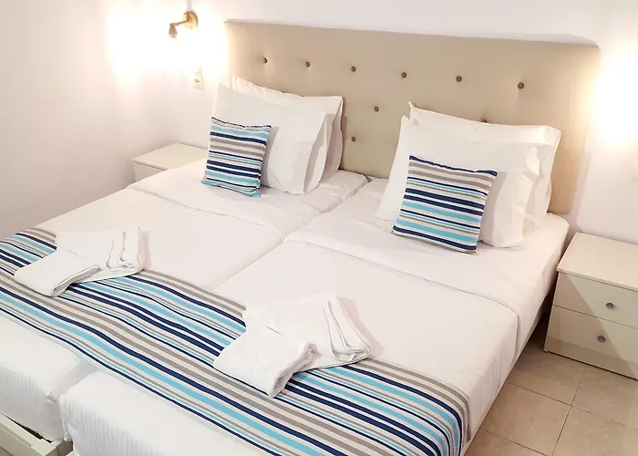 Aparthotel Elychryson 3*