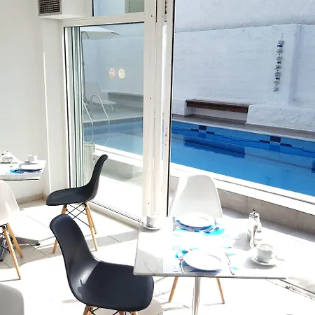 Апарт-готель Elychryson 3*