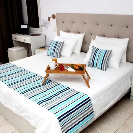 Elychryson Aparthotel