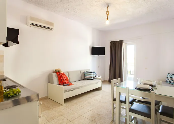 Elychryson Aparthotel