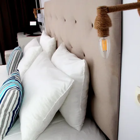Apart-hotel Elychryson